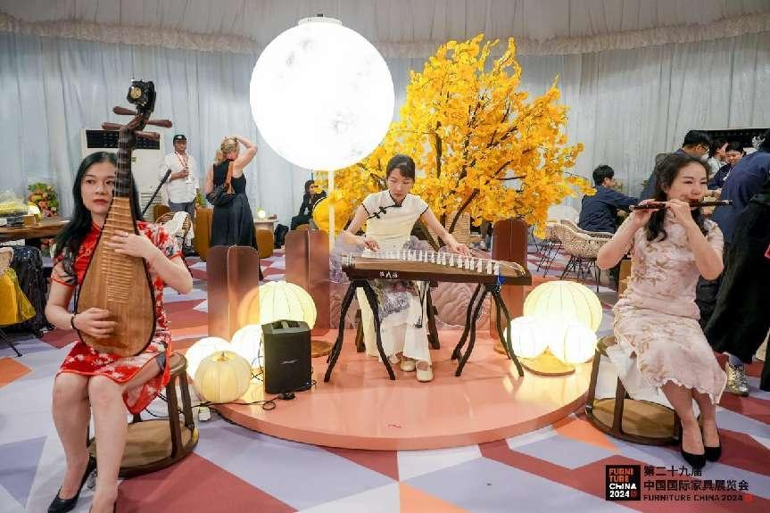 汇聚世界目光UP正当时！2024浦东家具家居双展盛大开幕(图18)