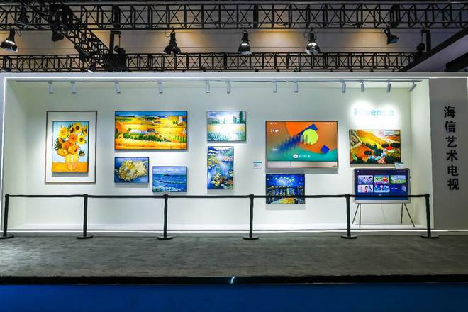 海信百吋电视矩阵亮相2024电博会让消费者零距离感受美好生活(图4)