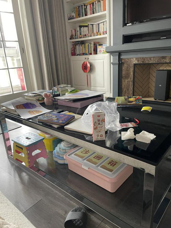 为何许多人放弃在客厅装茶几？原因很简单这4个缺点太突出Bwin必赢(图7)