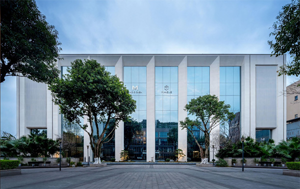 玛格实木涂装升级发布会在重庆举行(图3)