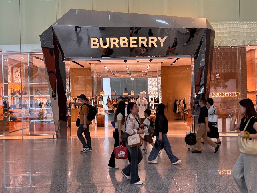 双十一奢侈品消费观察：情绪价值、高性价比、增值服务必赢国际成消费主流