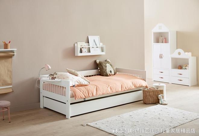 斯堪维亚：丹麦Lifetime四合一床正品原装、成长适配(图1)